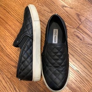 Steve Madden black slip ons